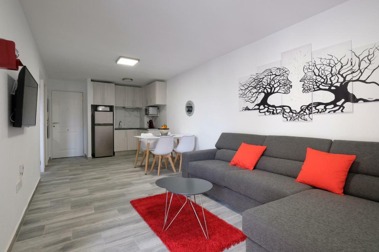 Apartments Cura Beach Proa 托雷维耶哈 外观 照片