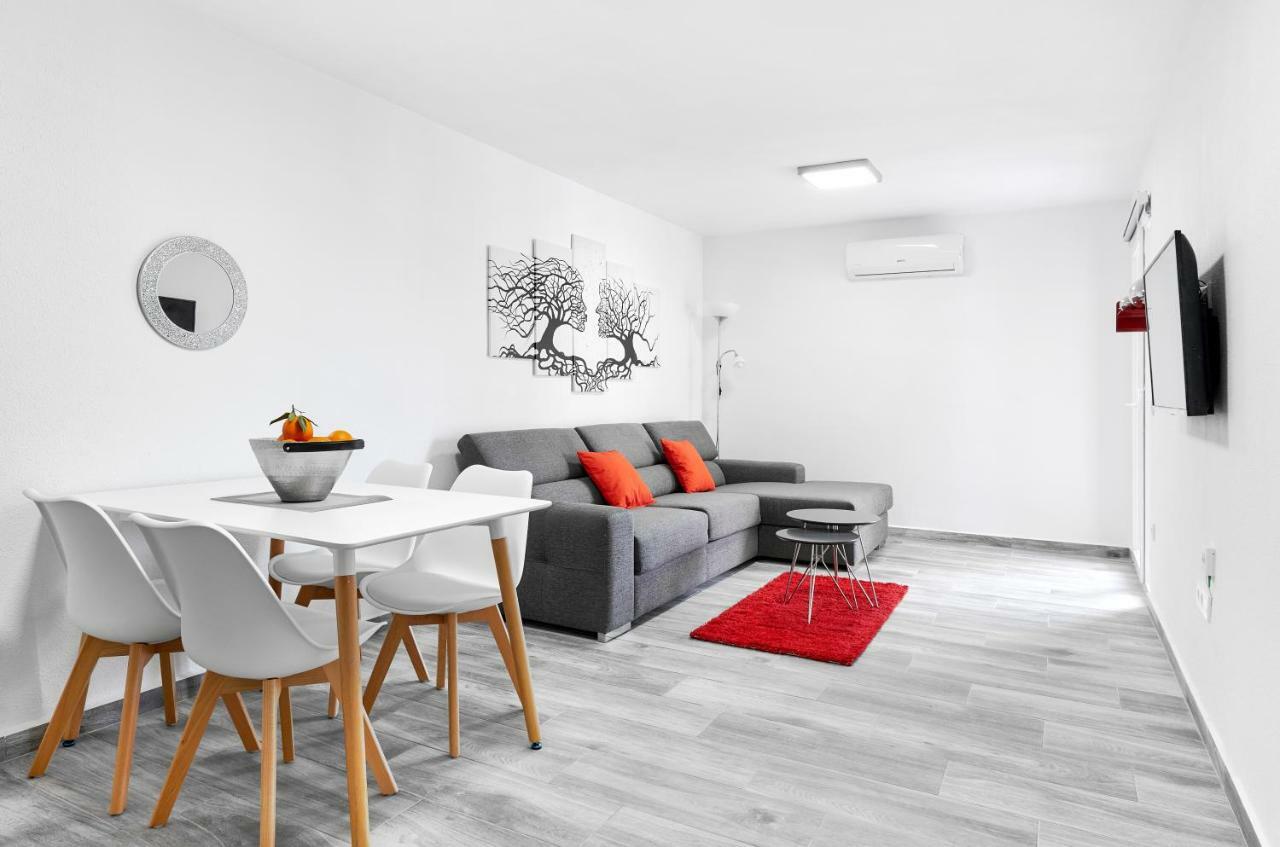 Apartments Cura Beach Proa 托雷维耶哈 外观 照片